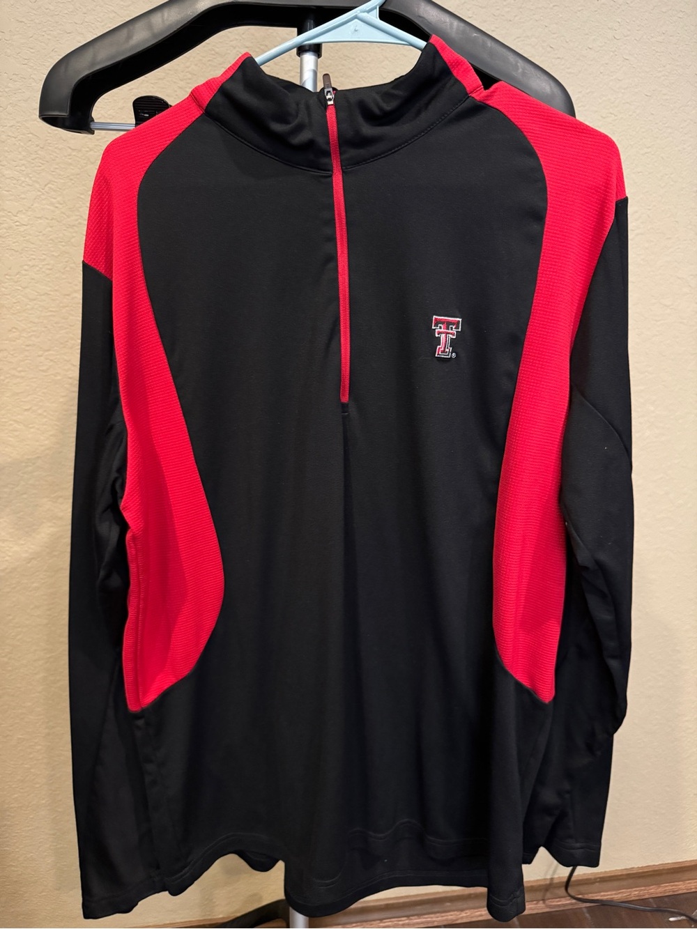 Antigua Black and Texas Tech Red Quarter-Zip Performance Pullover
